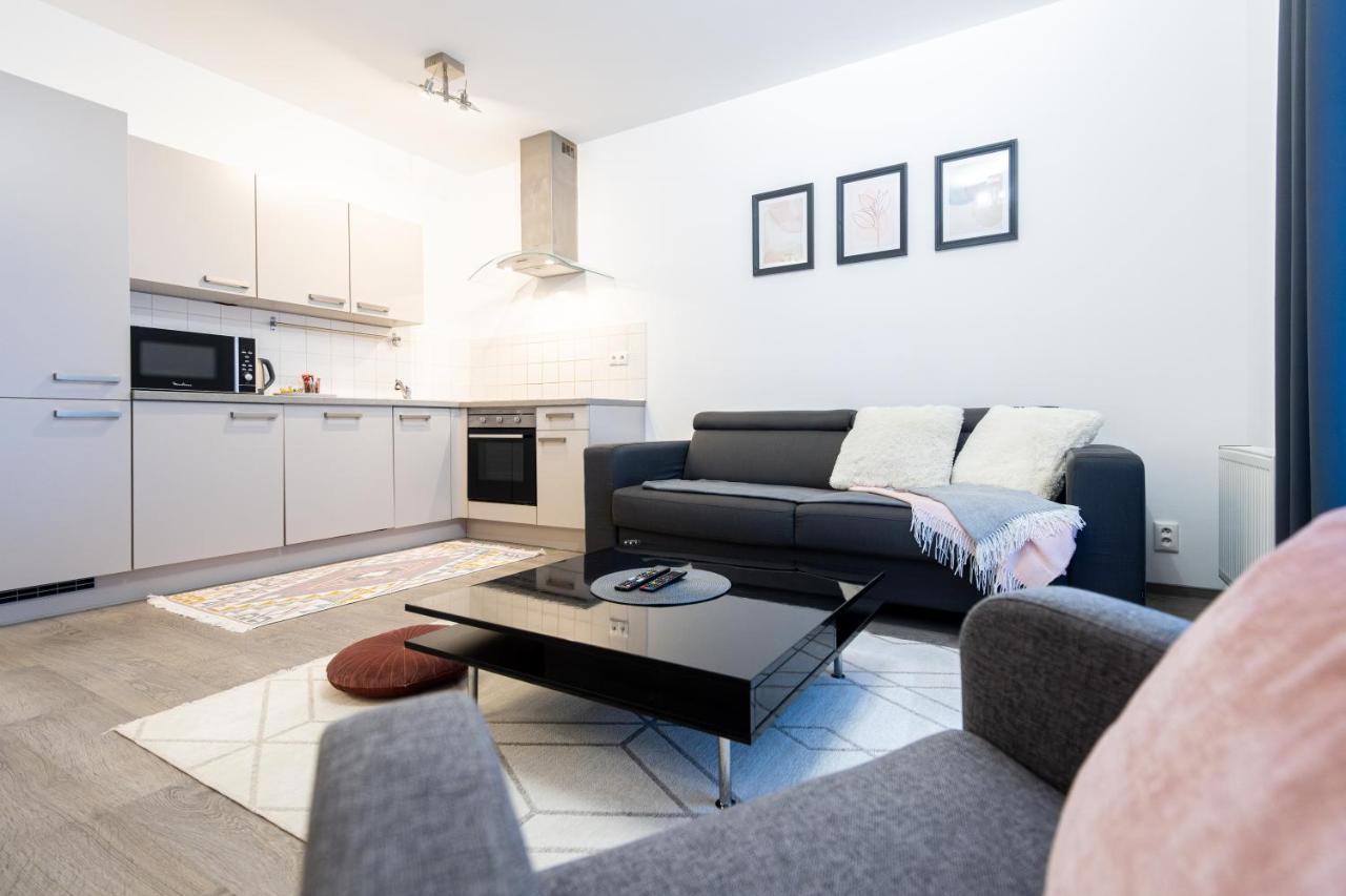 Nova Karolina Apartment Острава Экстерьер фото